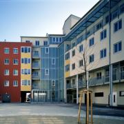 ArchitektInnen / KünstlerInnen: Franziska Ullmann<br>Projekt: Frauen-Werk-Stadt Bauteil Ullmann<br>Aufnahmedatum: 04/98<br>Format: 4x5'' C-Dia<br>Lieferformat: Dia-Duplikat, Scan 300 dpi<br>Bestell-Nummer: 7850/B<br>