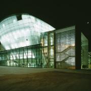 ArchitektInnen / KünstlerInnen: Klaus Kada<br>Projekt: Festspielhaus St. Pölten<br>Aufnahmedatum: 03/97<br>Format: 4x5'' C-Dia<br>Lieferformat: Dia-Duplikat, Scan 300 dpi<br>Bestell-Nummer: 6967/A<br>