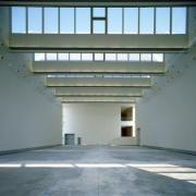 ArchitektInnen / KünstlerInnen: Hans Hollein<br>Projekt: Shedhalle<br>Aufnahmedatum: 11/96<br>Format: 4x5'' C-Dia<br>Lieferformat: Dia-Duplikat, Scan 300 dpi<br>Bestell-Nummer: 7025/B<br>