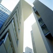 ArchitektInnen / KünstlerInnen: Margarethe Cufer<br>Projekt: Donau City Bauteil Cufer & Partner<br>Aufnahmedatum: 08/99<br>Format: 4x5'' C-Dia<br>Lieferformat: Dia-Duplikat, Scan 300 dpi<br>Bestell-Nummer: 9042/A<br>