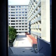 ArchitektInnen / KünstlerInnen: Margarethe Cufer<br>Projekt: Donau City Bauteil Cufer & Partner<br>Aufnahmedatum: 08/99<br>Format: 6x9cm C-Dia<br>Lieferformat: Dia-Duplikat, Scan 300 dpi<br>Bestell-Nummer: 9034/9<br>