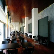 ArchitektInnen / KünstlerInnen: Ganahl Ifsits Architekten, Claudia König-Larch<br>Projekt: Café Bar Restaurant Dennstedt<br>Aufnahmedatum: 07/99<br>Format: 4x5'' C-Dia<br>Lieferformat: Dia-Duplikat, Scan 300 dpi<br>Bestell-Nummer: 7244/B<br>