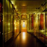 ArchitektInnen / KünstlerInnen: Heidemarie Leitner<br>Projekt: Besuchertunnel Schloss Schönbrunn<br>Aufnahmedatum: 07/99<br>Format: 4x5'' C-Dia<br>Lieferformat: Dia-Duplikat, Scan 300 dpi<br>Bestell-Nummer: 8990/A<br>