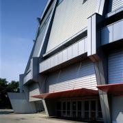 ArchitektInnen / KünstlerInnen: Sepp Frank<br>Projekt: Dusika Radstadion - Renovierung<br>Aufnahmedatum: 08/99<br>Format: 4x5'' C-Dia<br>Lieferformat: Dia-Duplikat, Scan 300 dpi<br>Bestell-Nummer: 9149/B<br>