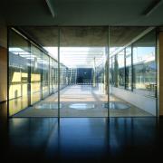 ArchitektInnen / KünstlerInnen: Henke Schreieck Architekten<br>Projekt: Management Center<br>Aufnahmedatum: 10/99<br>Format: 4x5'' C-Dia<br>Lieferformat: Dia-Duplikat, Scan 300 dpi<br>Bestell-Nummer: 9252/C<br>