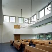 ArchitektInnen / KünstlerInnen: Adolf Krischanitz<br>Projekt: Lauder-Chabad-Campus<br>Aufnahmedatum: 09/99<br>Format: 4x5'' C-Dia<br>Lieferformat: Dia-Duplikat, Scan 300 dpi<br>Bestell-Nummer: 9218/C<br>