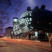ArchitektInnen / KünstlerInnen: Sir Peter Cook, Colin Fournier<br>Projekt: Kunsthaus Graz<br>Aufnahmedatum: 02/04<br>Format: 4x5'' C-Dia<br>Lieferformat: Dia-Duplikat, Scan 300 dpi<br>Bestell-Nummer: 12017/C<br>