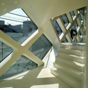 ArchitektInnen / KünstlerInnen: Herzog & de Meuron Architekten BSA/SIA/ETH<br>Projekt: Prada Aoyama<br>Aufnahmedatum: 10/03<br>Format: 6x9cm C-Dia<br>Lieferformat: Dia-Duplikat, Scan 300 dpi<br>Bestell-Nummer: 11929/06<br>