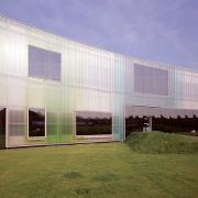 ArchitektInnen / KünstlerInnen: Herzog & de Meuron Architekten BSA/SIA/ETH<br>Projekt: Laban Dance Centre<br>Aufnahmedatum: 04/04<br>Format: 4x5'' C-Dia<br>Lieferformat: Dia-Duplikat, Scan 300 dpi<br>Bestell-Nummer: 12075/A<br>