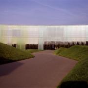 ArchitektInnen / KünstlerInnen: Herzog & de Meuron Architekten BSA/SIA/ETH<br>Projekt: Laban Dance Centre<br>Aufnahmedatum: 04/04<br>Format: 4x5'' C-Dia<br>Lieferformat: Dia-Duplikat, Scan 300 dpi<br>Bestell-Nummer: 12083/A<br>