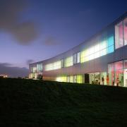 ArchitektInnen / KünstlerInnen: Herzog & de Meuron Architekten BSA/SIA/ETH<br>Projekt: Laban Dance Centre<br>Aufnahmedatum: 04/04<br>Format: 4x5'' C-Dia<br>Lieferformat: Dia-Duplikat, Scan 300 dpi<br>Bestell-Nummer: 12089/A<br>