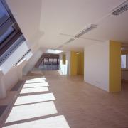 ArchitektInnen / KünstlerInnen: Heinz Lutter<br>Projekt: Büropenthouse<br>Aufnahmedatum: 05/05<br>Format: 4x5'' C-Dia<br>Lieferformat: Dia-Duplikat, Scan 300 dpi<br>Bestell-Nummer: 12430/A<br>