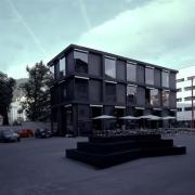 ArchitektInnen / KünstlerInnen: Peter Zumthor<br>Projekt: Kunsthaus Bregenz<br>Aufnahmedatum: 09/05<br>Format: 6x9cm C-Dia<br>Lieferformat: Dia-Duplikat, Scan 300 dpi<br>Bestell-Nummer: 12573/A<br>
