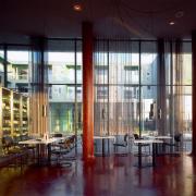 ArchitektInnen / KünstlerInnen: Steven Holl<br>Projekt: Loisium Hotel<br>Aufnahmedatum: 08/03<br>Format: 4x5'' C-Dia<br>Lieferformat: Scan 300 dpi<br>Bestell-Nummer: 12657/B<br>