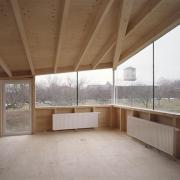 ArchitektInnen / KünstlerInnen: PPAG architects ztgmbh<br>Projekt: Haus in Zurndorf - PA 1<br>Aufnahmedatum: 12/05<br>Format: 4x5'' C-Dia<br>Lieferformat: Dia-Duplikat, Scan 300 dpi<br>Bestell-Nummer: 12692/C<br>