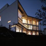 ArchitektInnen / KünstlerInnen: Wolfram Wöhr<br>Projekt: Einfamilienhaus E<br>Aufnahmedatum: 10/01<br>Format: 4x5'' C-Dia<br>Lieferformat: Dia-Duplikat, Scan 300 dpi<br>Bestell-Nummer: 10863/A<br>